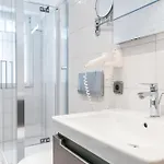 440, Seepark شقة