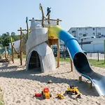 شقة 440, Seepark